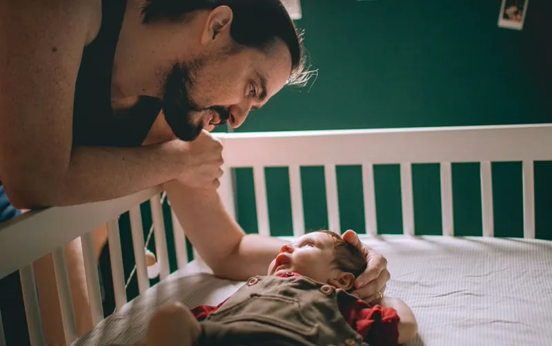 Baby sleeping peacefully — guide to weaning off white noise